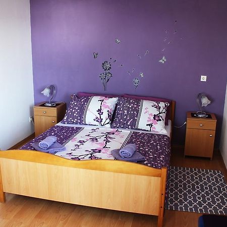 Apartment Teraferma Komiza Exterior photo