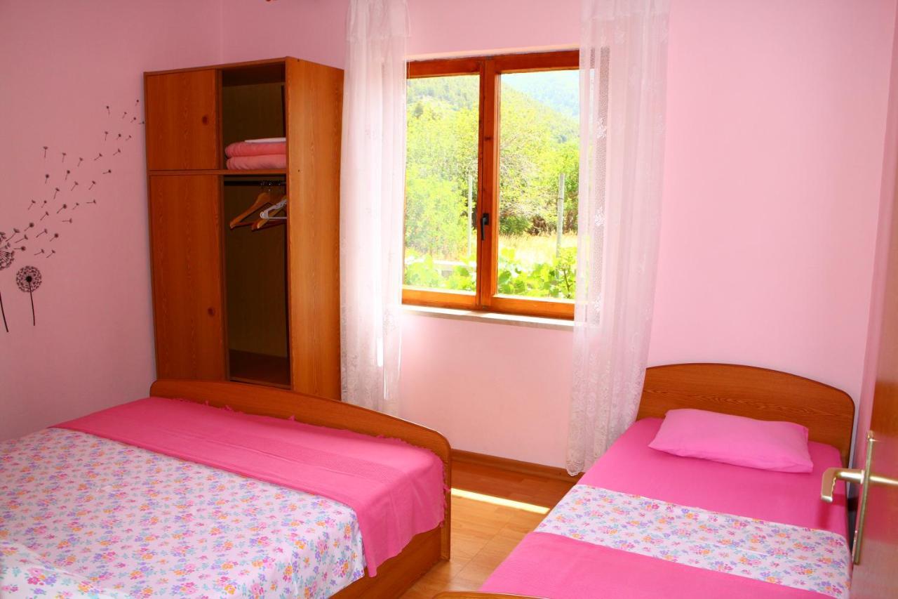Apartment Teraferma Komiza Exterior photo